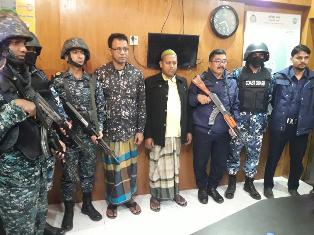 অপারেশন ডেভিল হান্ট: হাতিয়ায় সাবেক ইউপি চেয়ারম্যানসহ গ্রেপ্তার ৭