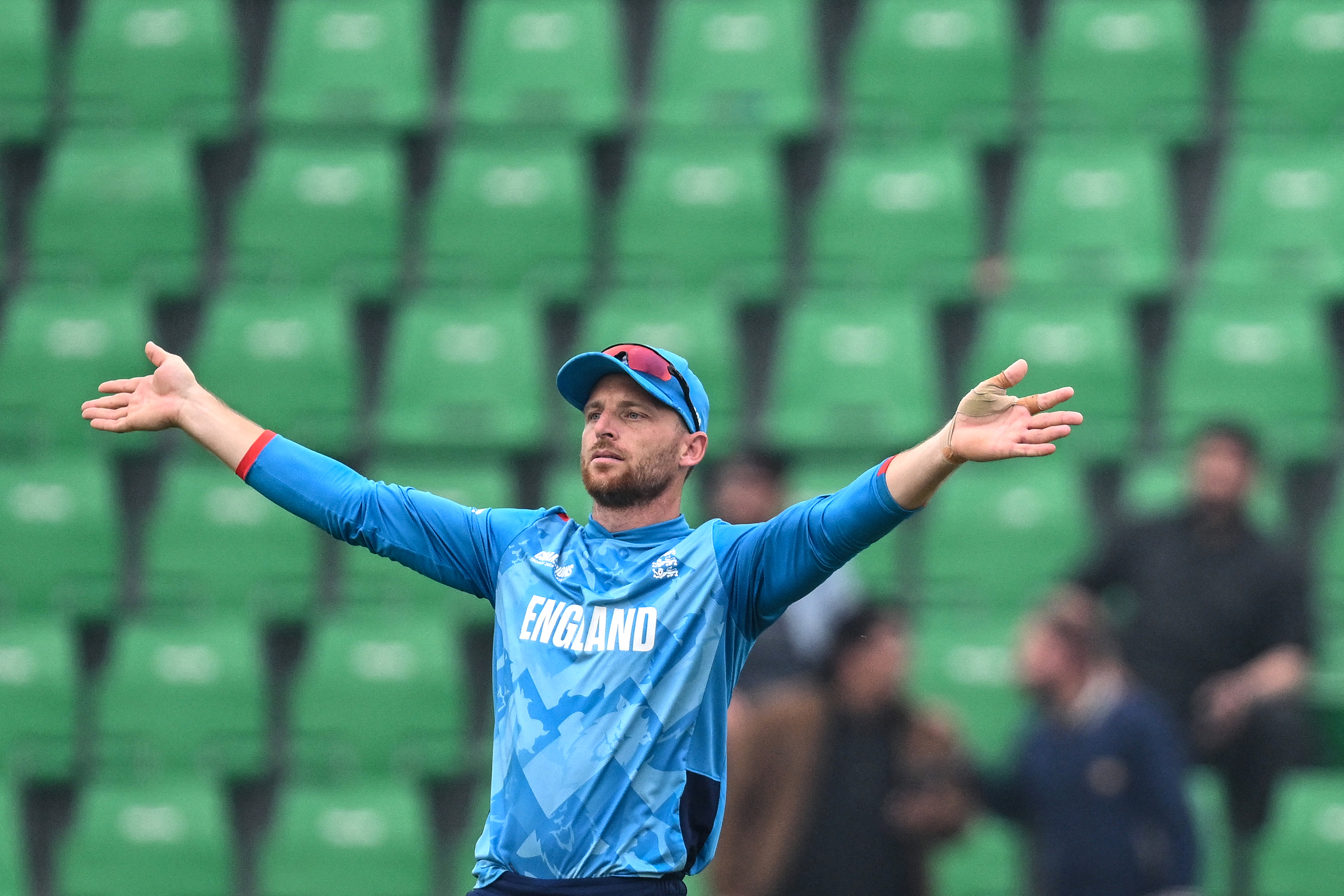 চ্যাম্পিয়ন্স ট্রফিতে ব্যর্থতার পর নেতৃত্ব ছাড়লেন বাটলার