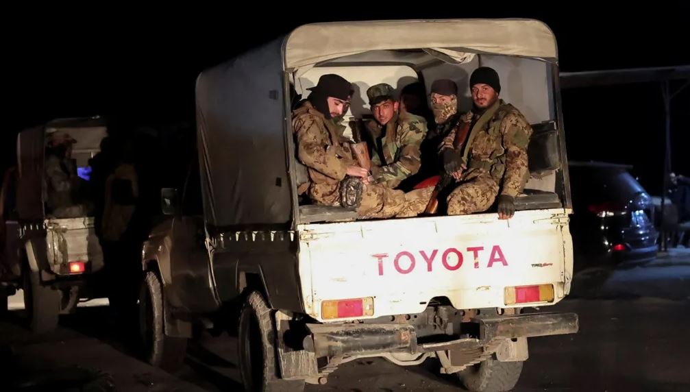 সিরিয়ায় সরকারি বাহিনীর সঙ্গে আসাদপন্থিদের সংঘর্ষে নিহত ৭০