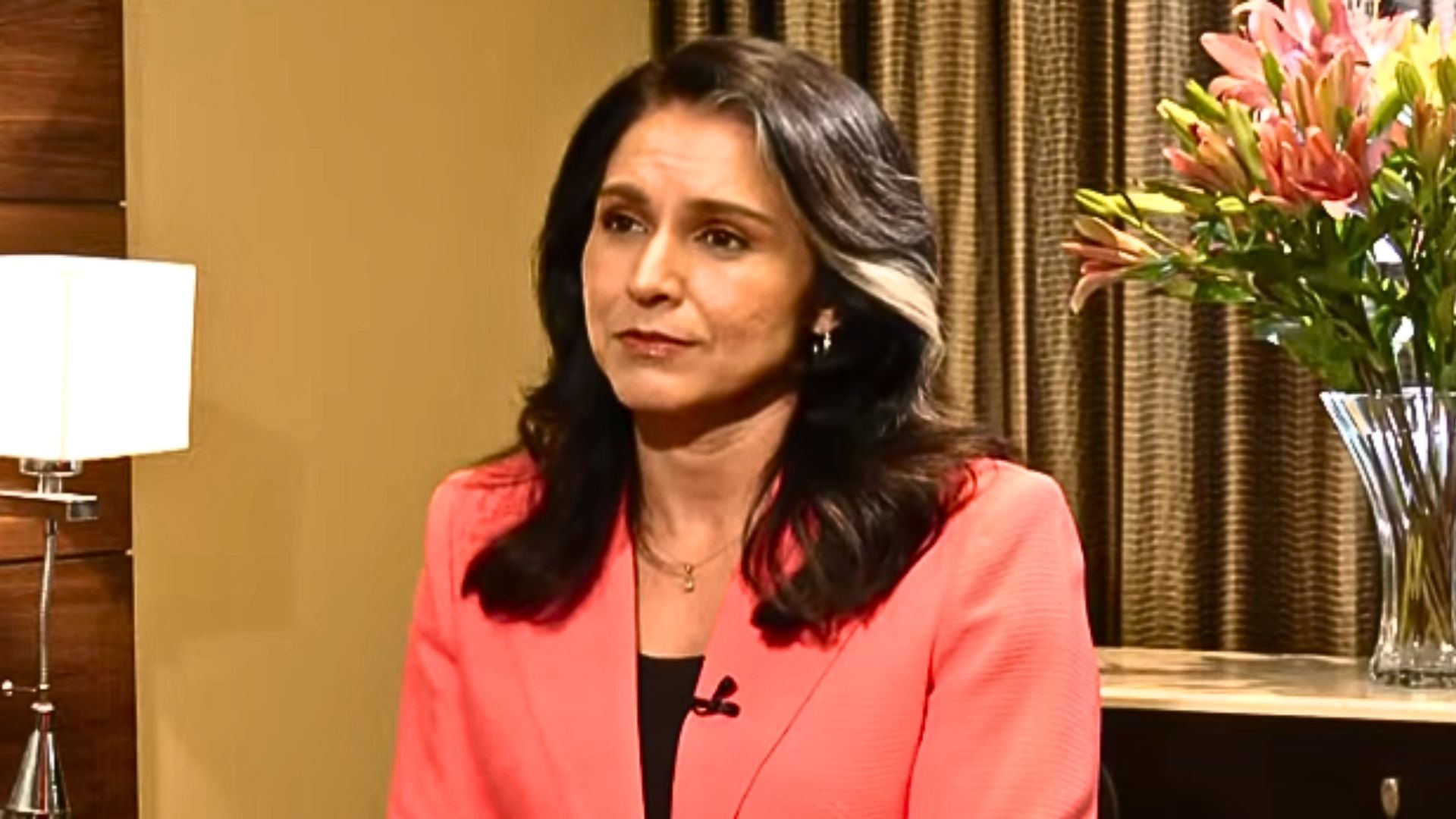 বাংলাদেশের পরিস্থিতি নিয়ে যুক্তরাষ্ট্র উদ্বিগ্ন: তুলসি গ্যাবার্ড