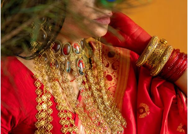 ঈদের গয়নায় যেমন সাজ