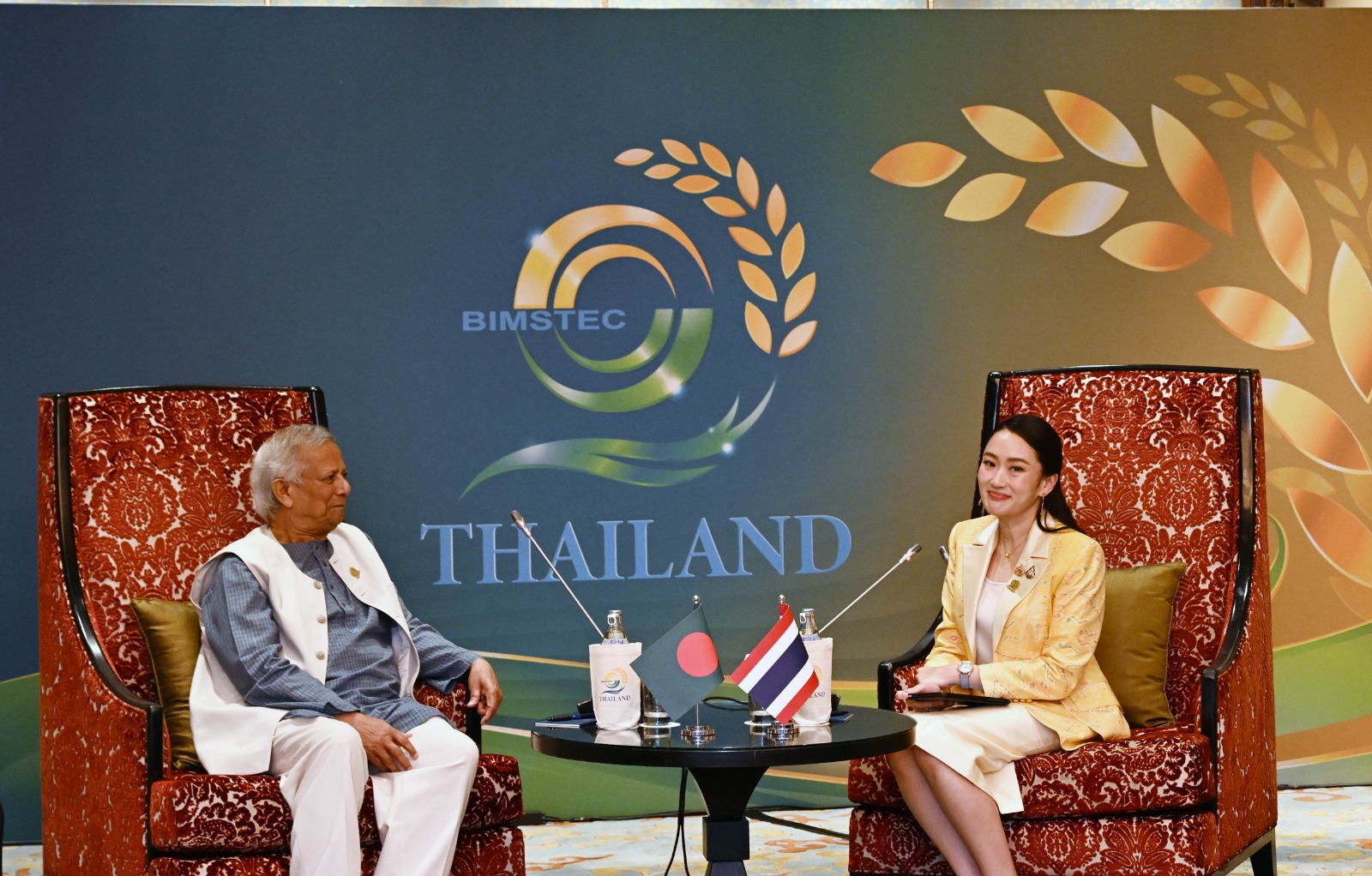 বিমসটেক সম্মেলনের ফাঁকে থাই প্রধানমন্ত্রীর সঙ্গে ড. ইউনূসের বৈঠক