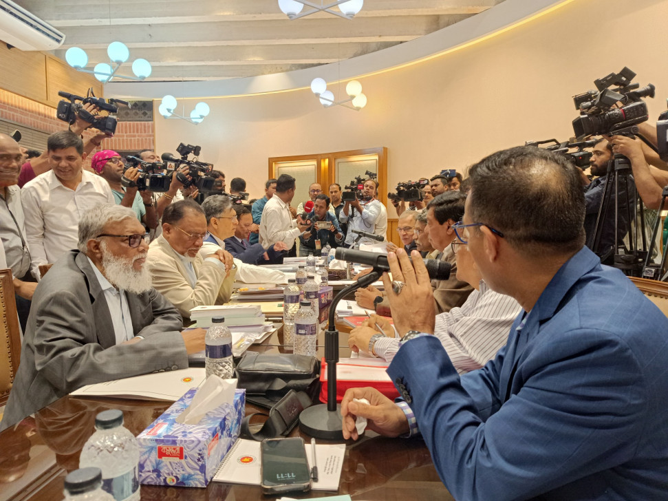 ঐকমত্য কমিশনের সঙ্গে তৃতীয় দফা বৈঠকে বিএনপি