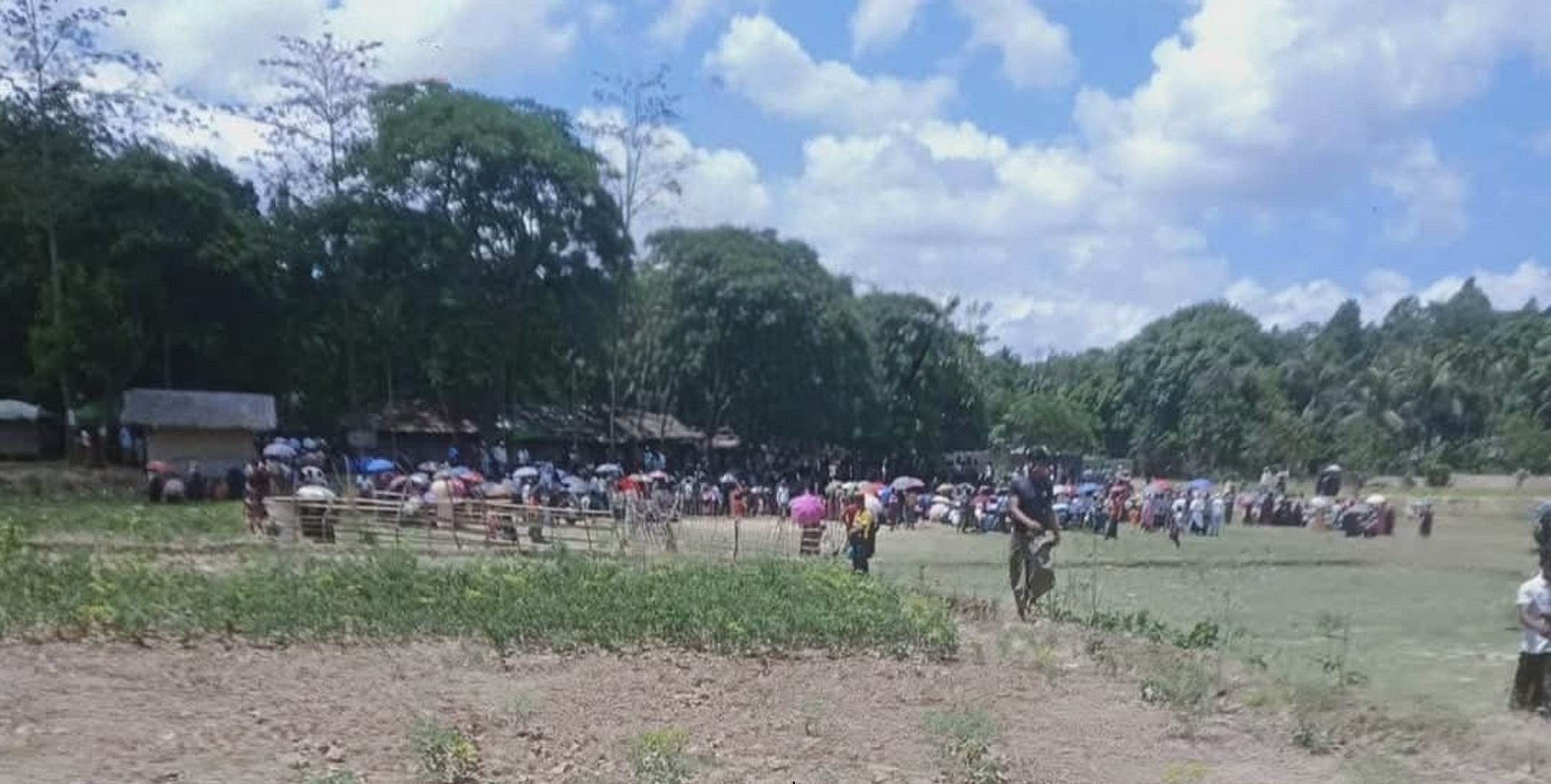 আরাকান আর্মির নিপীড়ন বাড়ছে, মিয়ানমার থেকে প্রতিদিন আসছে ৩০-৪০ রোহিঙ্গা