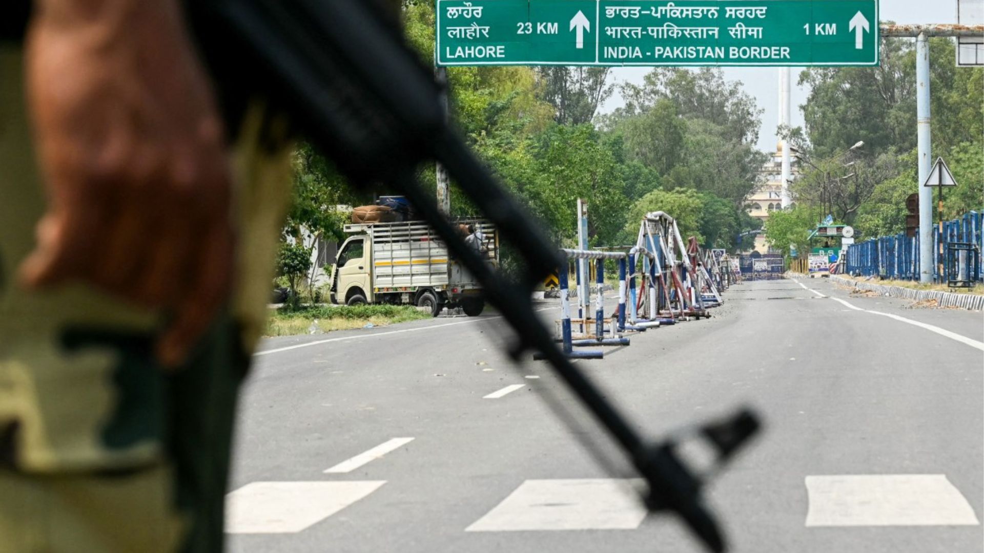 কাশ্মীর নিয়ে ভারত-পাকিস্তান লড়াই কেন?