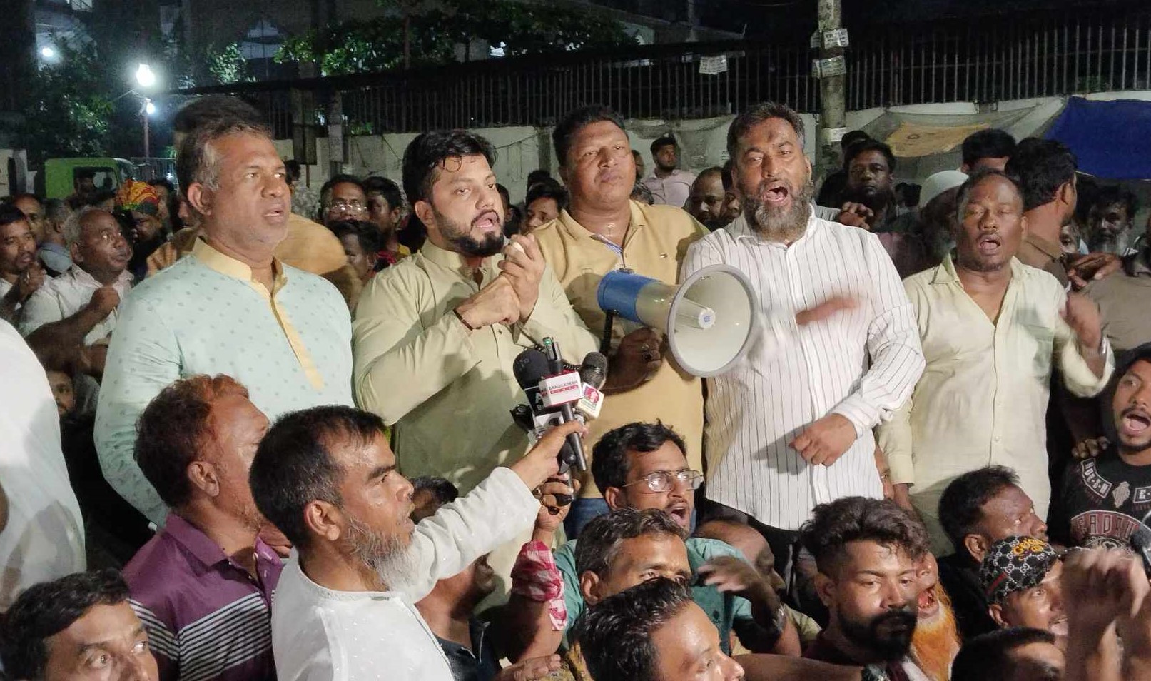 উপদেষ্টা আসিফ মাহমুদ ও মাহফুজ আলমের পদত্যাগ দাবি বিএনপি নেতা ইশরাকের