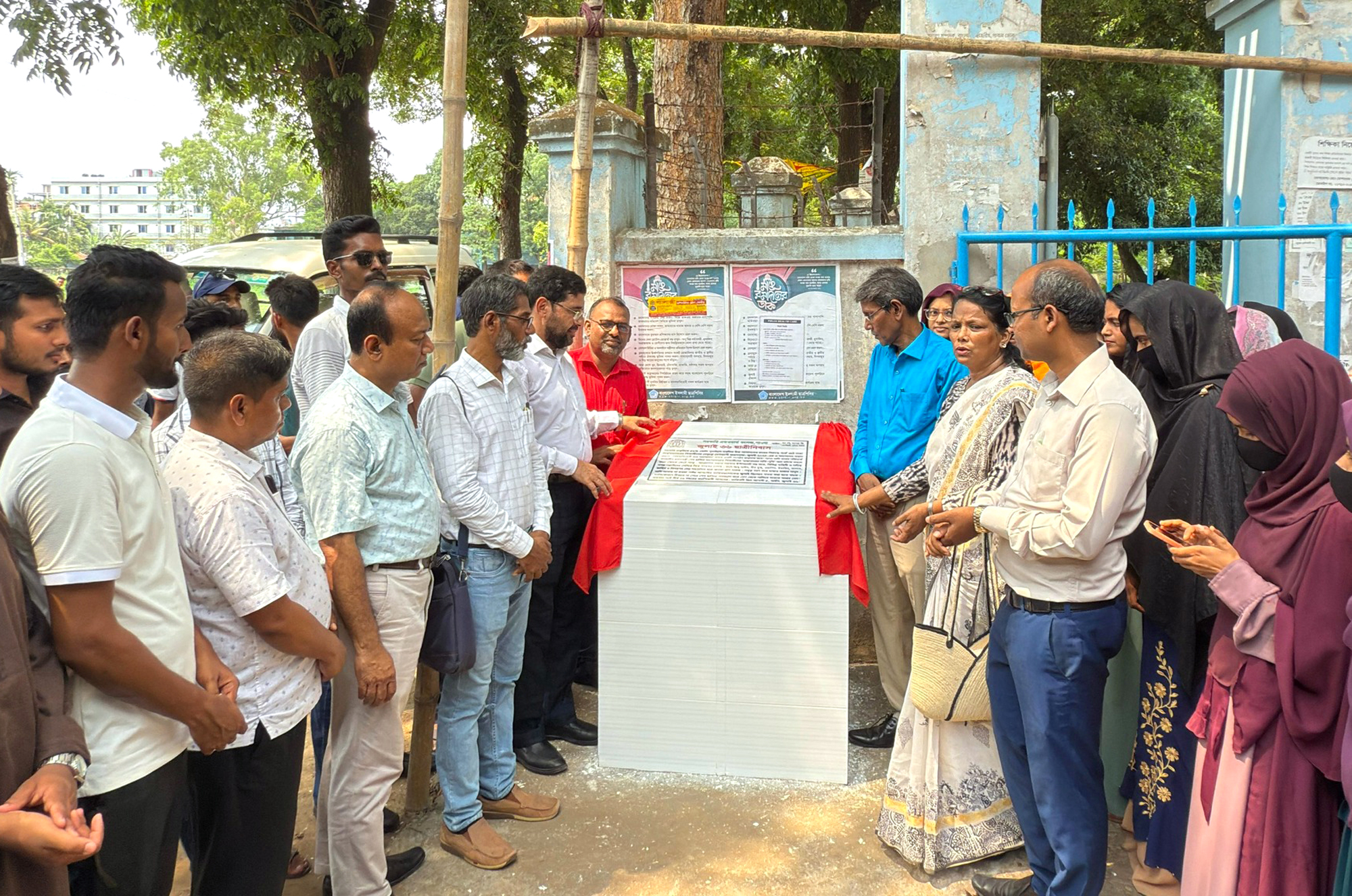 এডওয়ার্ড কলেজে সুচিত্রা সেন ছাত্রীনিবাসের নাম বদলে ‘জুলাই-৩৬ ছাত্রীনিবাস’