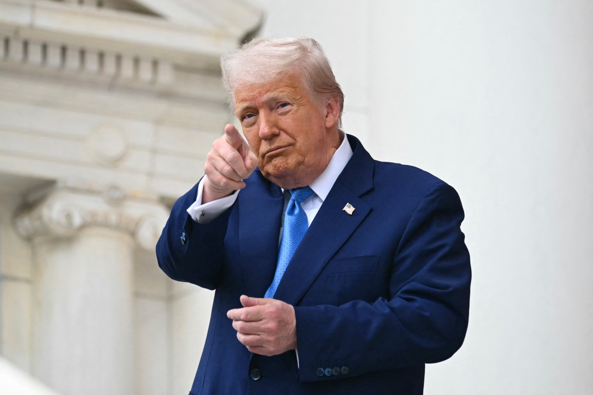 পুতিন আগুন নিয়ে খেলছেন: ট্রাম্প