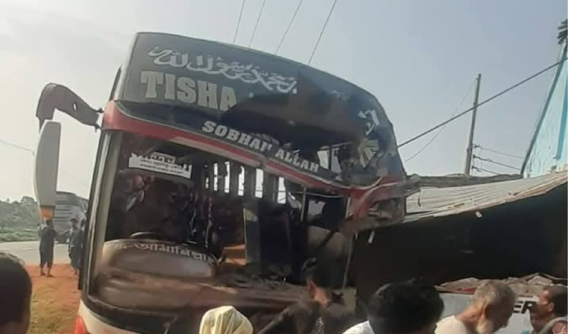 ময়মনসিংহে সড়ক দুর্ঘটনায় প্রাণ গেল বাবা-ছেলের