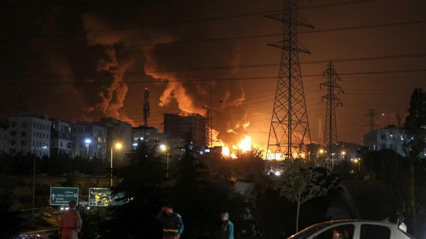 ইসরায়েলের বিরুদ্ধে সংঘাতে কেন মিত্রদের পাশে পাচ্ছে না ইরান?