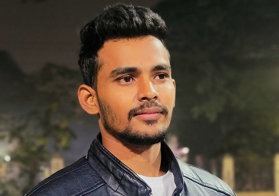 ব্যাগে গুলির ম্যাগাজিন রাখা অনিচ্ছাকৃত, চাপ দিয়ে নিউজ সরানোর অভিযোগ মিথ্যা: আসিফ মাহমুদ