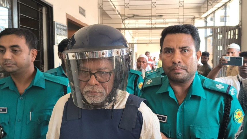 নির্বাচনে অনিয়ম: আদালতে ‘স্বীকারোক্তিমূলক জবানবন্দি’ দিলেন সাবেক সিইসি নুরুল হুদা