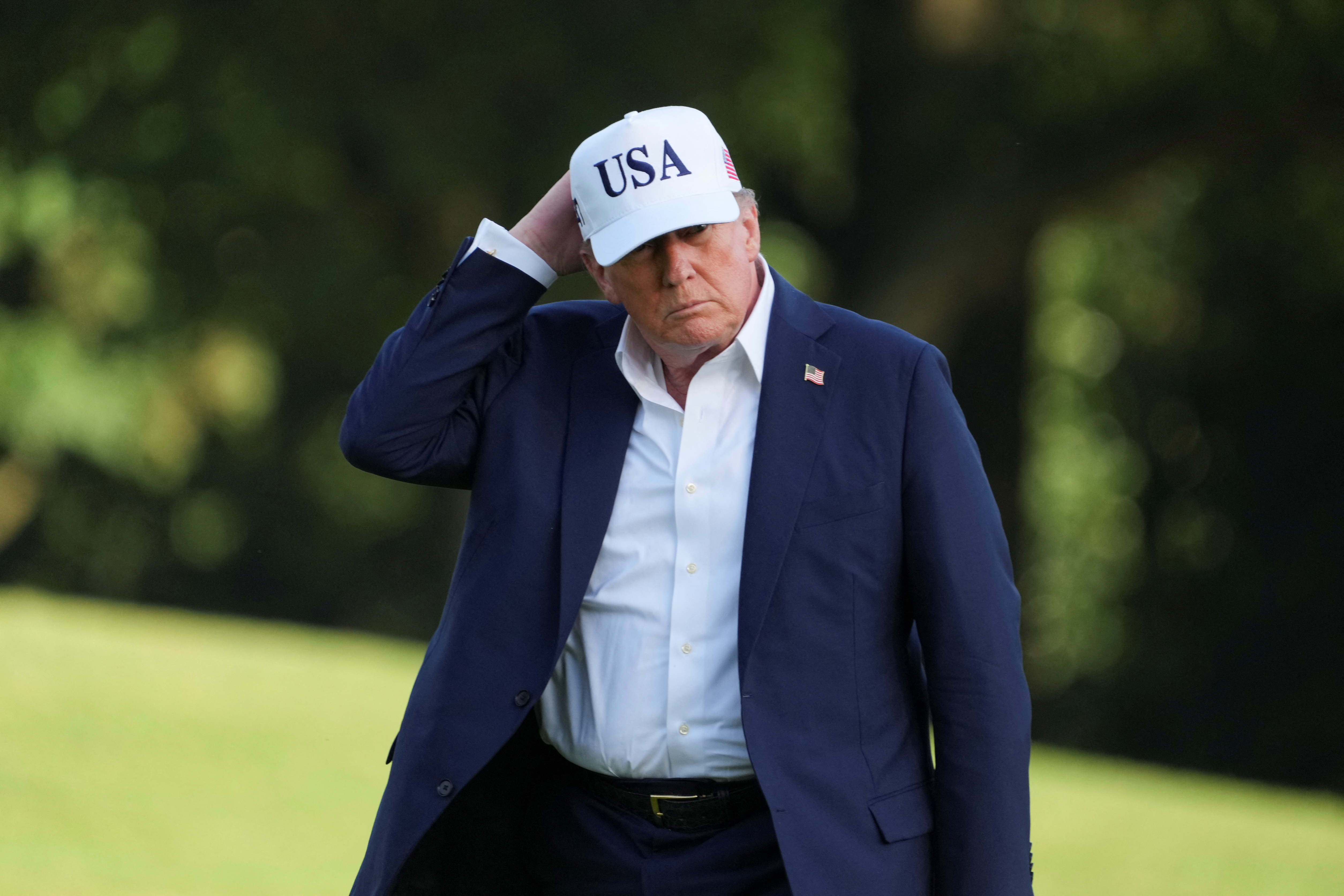 ব্রিকস জোটের সদস্যদের ওপর বাড়তি ১০% শুল্ক আরোপের হুমকি ট্রাম্পের 