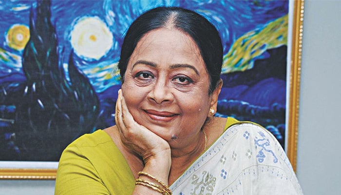 শর্মিলী দিদির কথা খুব মনে পড়ে, কষ্ট পাই: ডলি জহুর