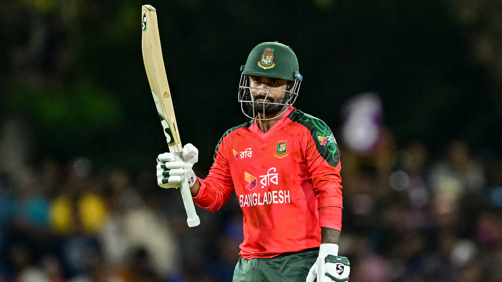 লিটনের ফিফটি ও শামীমের ঝড়ো ব্যাটিংয়ে বাংলাদেশের লড়াকু পুঁজি