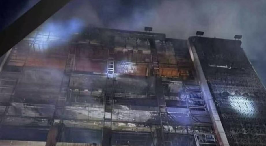 ইরাকের শপিং মলে ভয়াবহ অগ্নিকাণ্ডে হতাহত ৫০