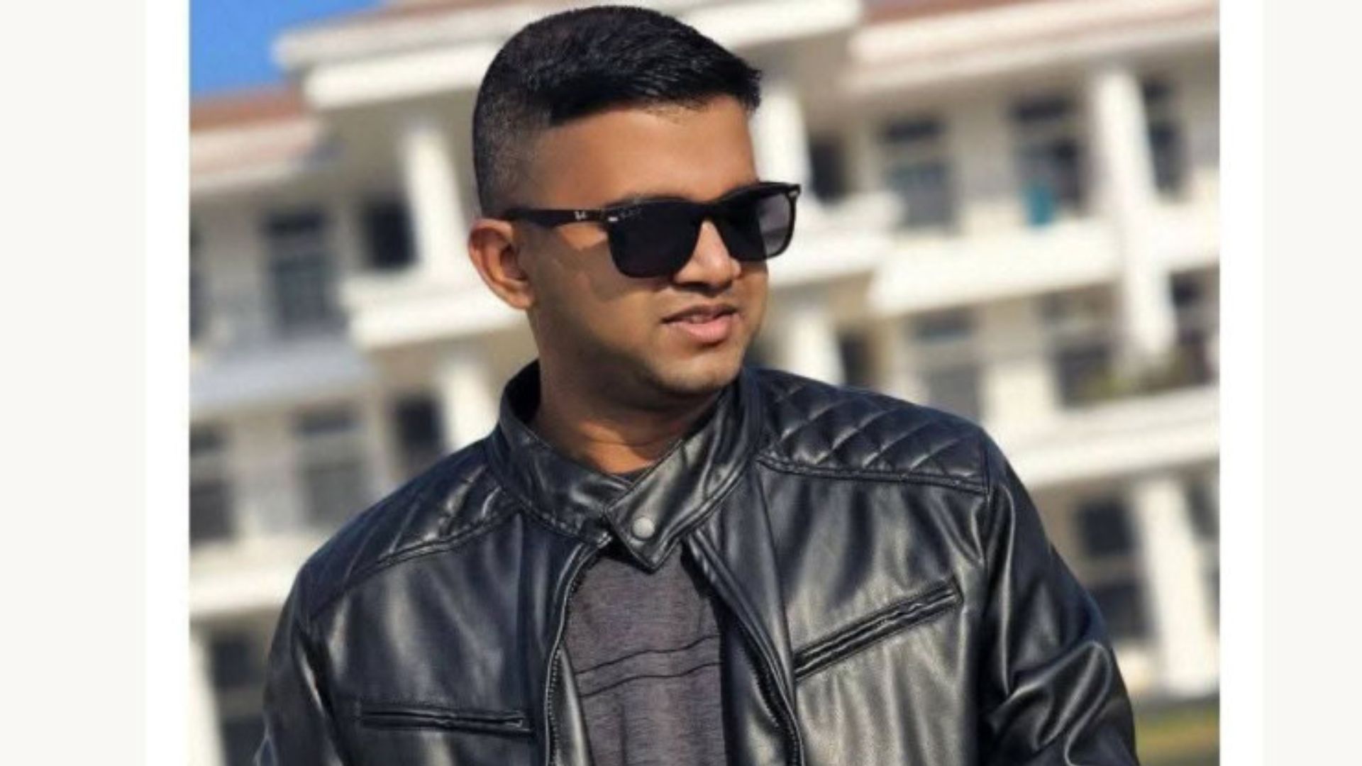 মাইলস্টোনে যুদ্ধবিমান বিধ্বস্তে পাইলট নিহত