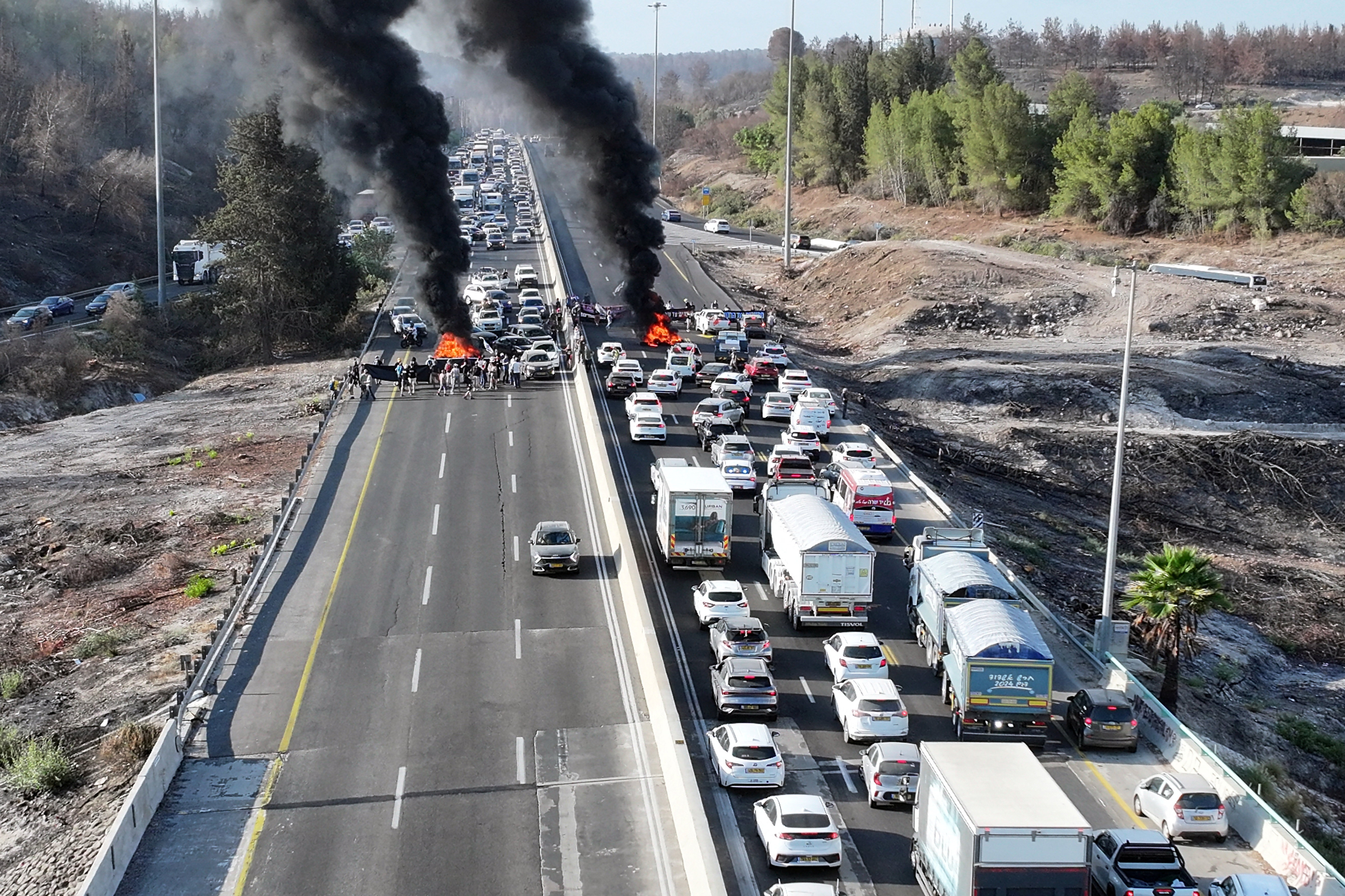 ইসরায়েলজুড়ে গাজা যুদ্ধ বন্ধের দাবিতে ধর্মঘট, আটক ৩৮