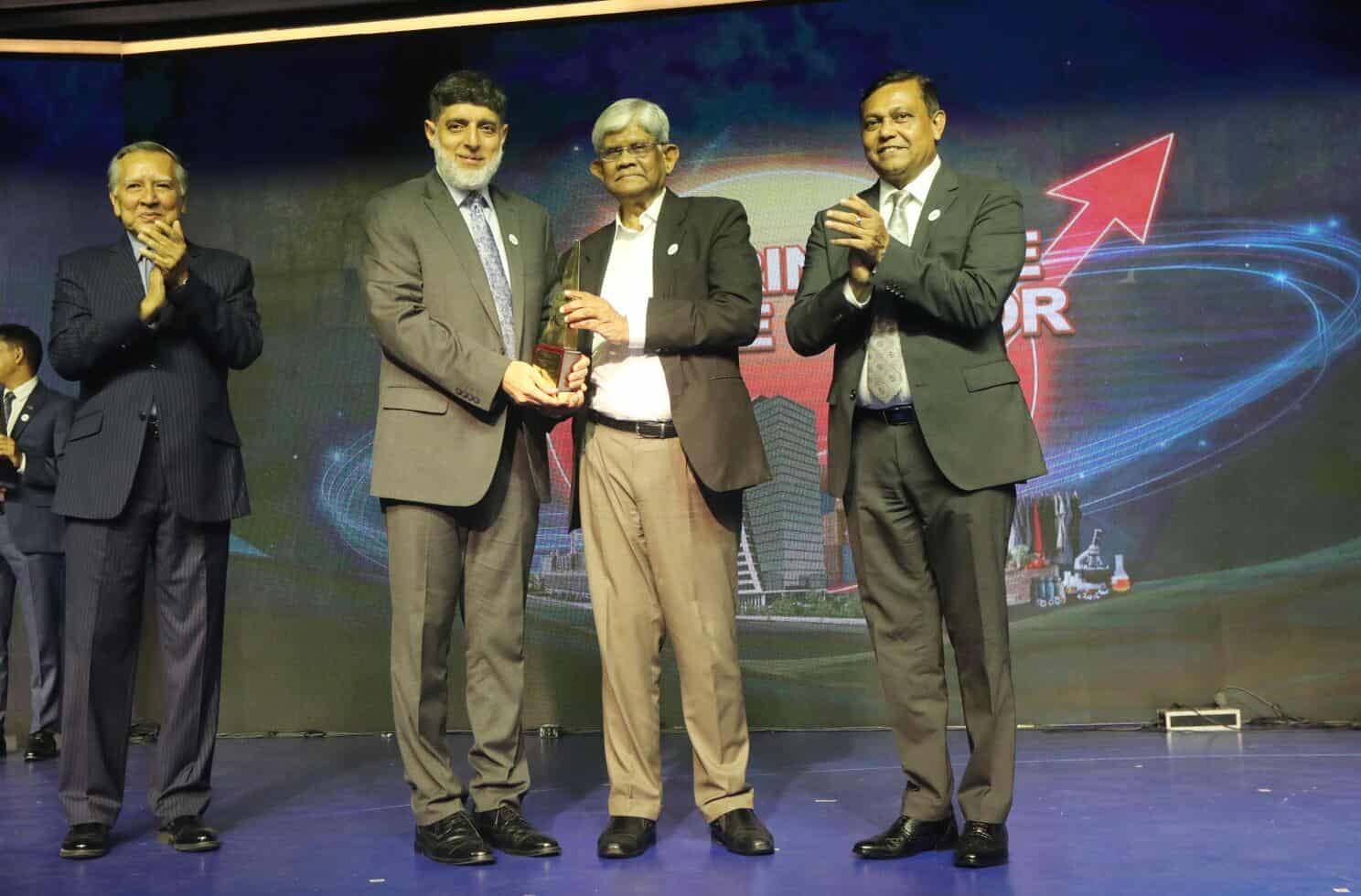 বাংলাদেশ বিজনেস অ্যাওয়ার্ড ২০২৪: বর্ষসেরা ব্যবসায়ী আহসান খান চৌধুরী