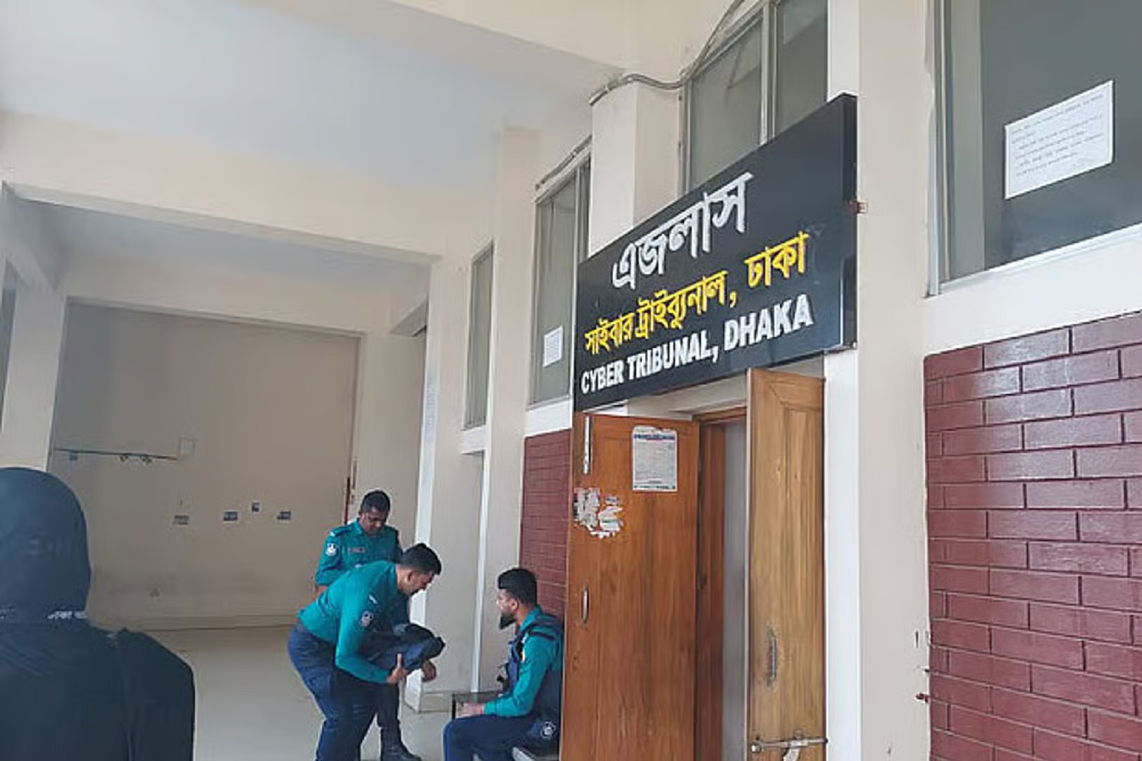 তারেক রহমানকে নিয়ে ফেসবুকে ‘কটূক্তি’, কনটেন্ট ক্রিয়েটরের বিরুদ্ধে মামলা