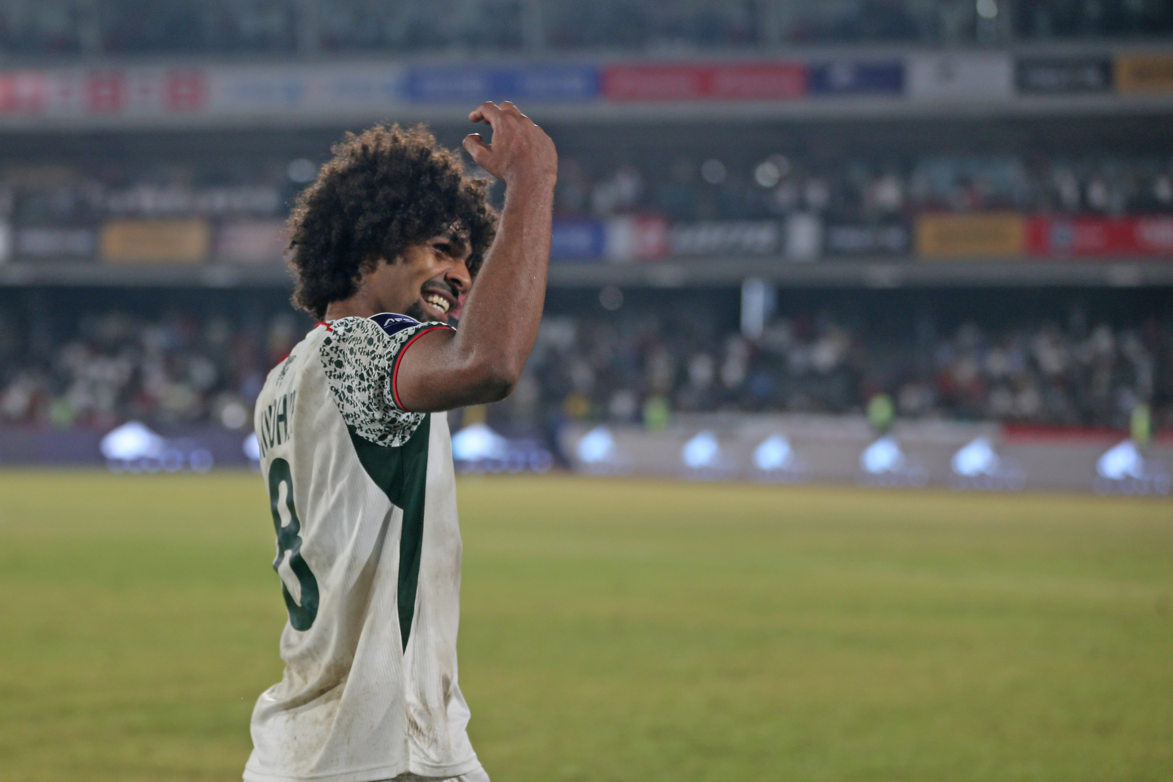 ‘হামজাকে দেখে শেখো,’ ডুলির ড্রেসিংরুম বার্তা