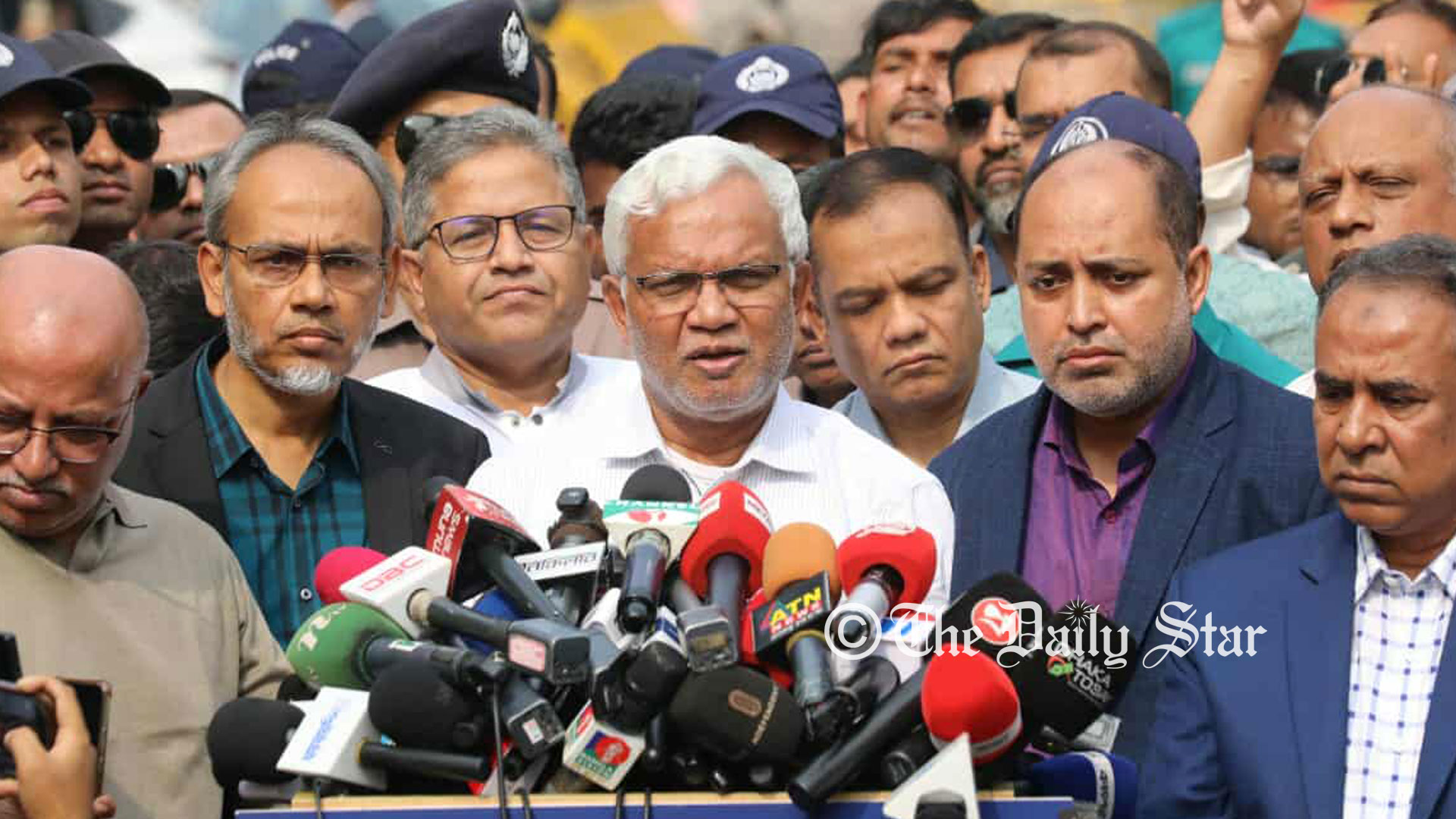 খালেদা জিয়া সুস্থ হয়ে ফিরবেন আশা চিকিৎসকদের: ডা. জাহিদ