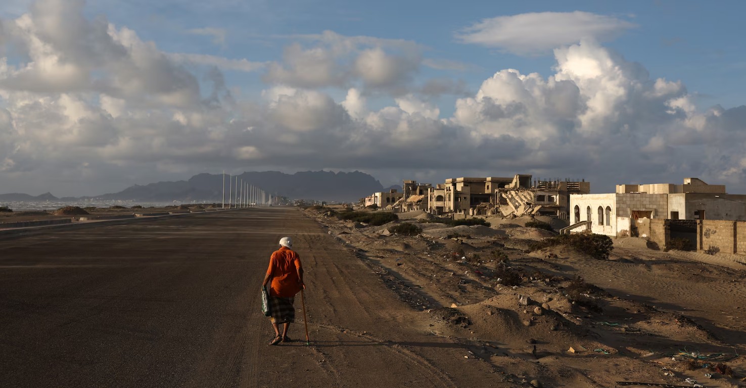 ইয়েমেন ভেঙে নতুন দেশ, নেপথ্যে আমিরাত?