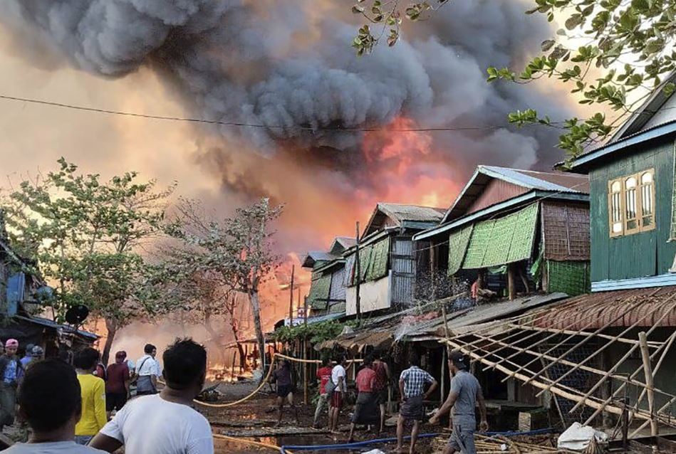 মিয়ানমারে জান্তার বিমান হামলার রসদ যোগাচ্ছে ইরান?