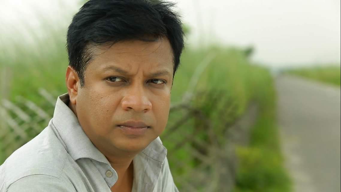 ৩ সিনেমায় ইন্তেখাব দিনার
