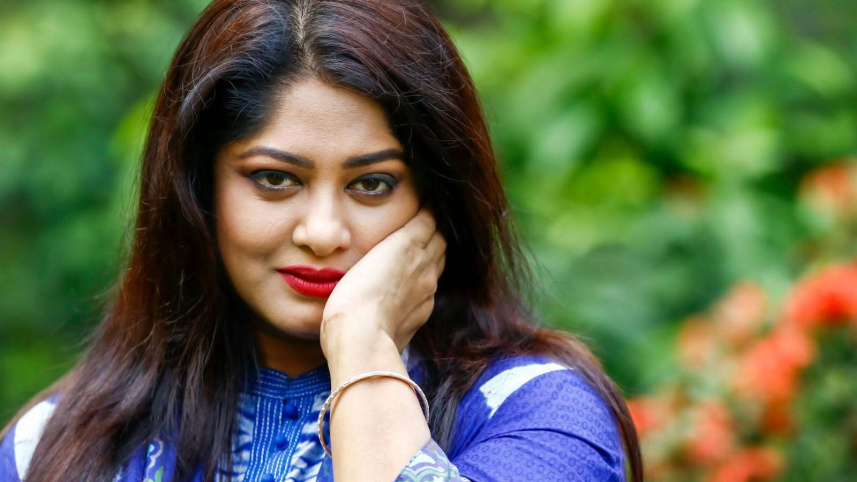 চিত্রনায়িকা মৌসুমী। ছবি: শেখ মেহেদী মোর্শেদ/স্টার