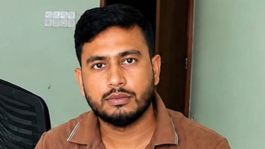  এএসআই দেলোয়ার হোসেন। ছবি: স্টার