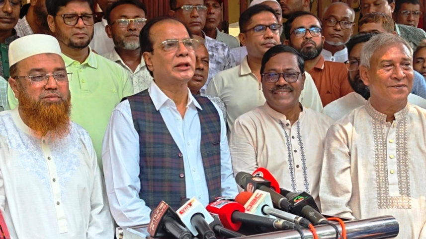 বক্তব্য রাখছেন দুর্যোগ ব্যবস্থাপনা ও ত্রাণমন্ত্রী আসাদুল হাবিব দুলু। ছবি: সংগৃহীত
