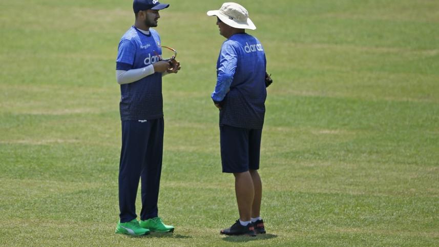 Russell Domingo & Shakib Al Hasan 