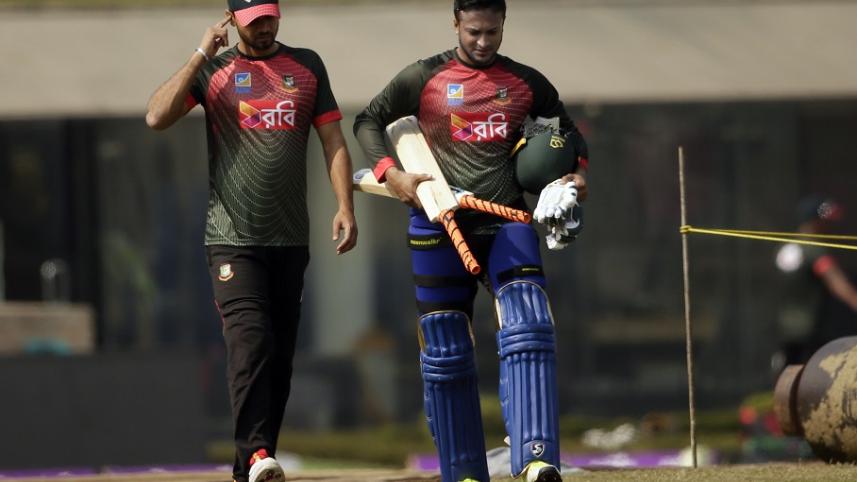 Mashrafee Mortaza-Shakib Al Hasan