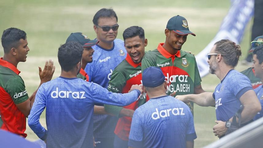 shariful islam Debut 