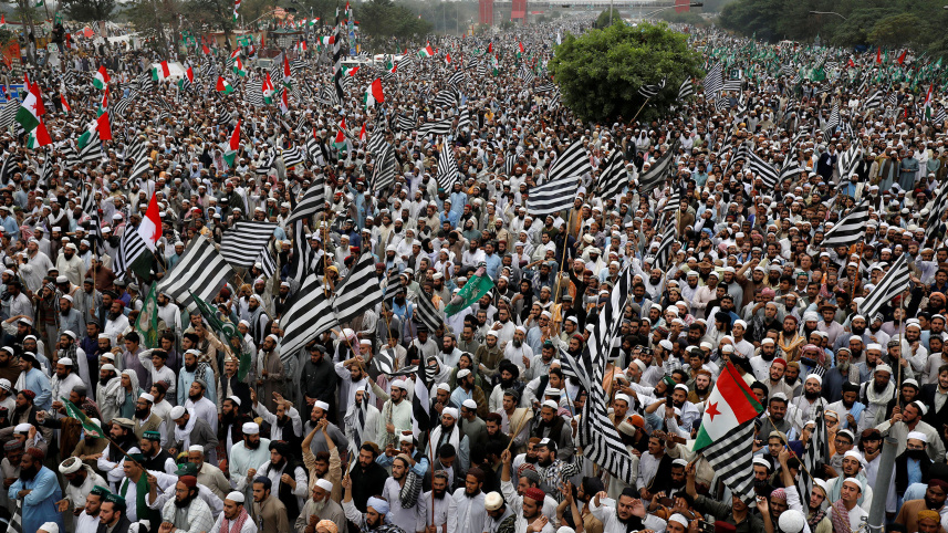 Azadi Marchers in Pakistan-1.jpg
