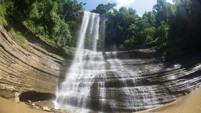 ধূপ্পানি ঝর্ণা