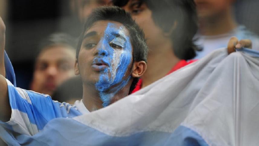 football fans dhaka-afp.jpg