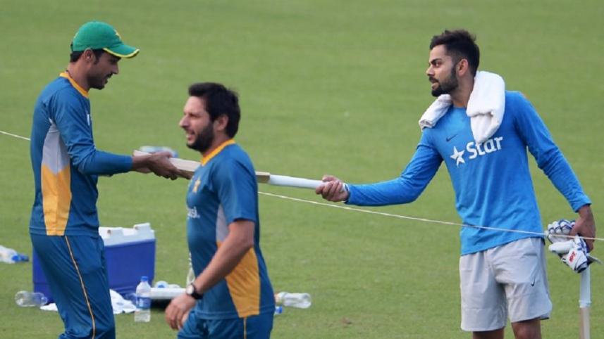 KOhli and amir.jpg