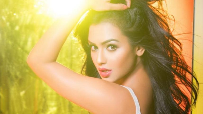 মা ভার্সেস বউ অনুষ্ঠান উপস্থাপনায় নুসরাত ফারিয়া