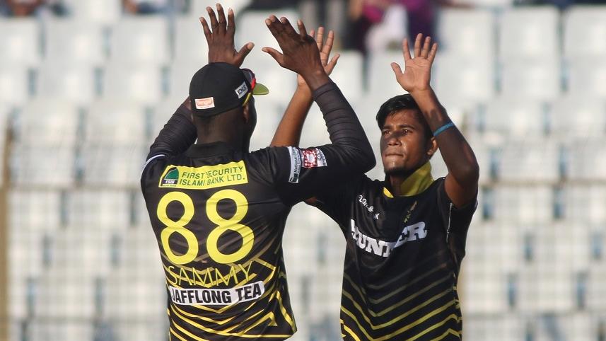 Kazi Onik- Darren Sammy