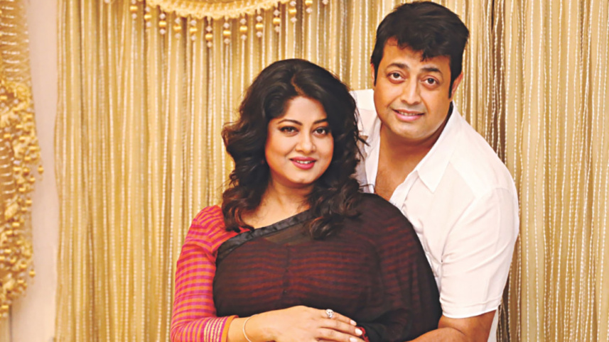 moushumi-omor sani.jpg