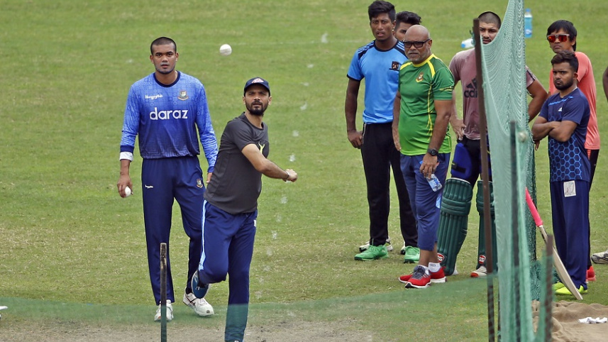 Taskin Ahmed & Mashrafe Mortaza 