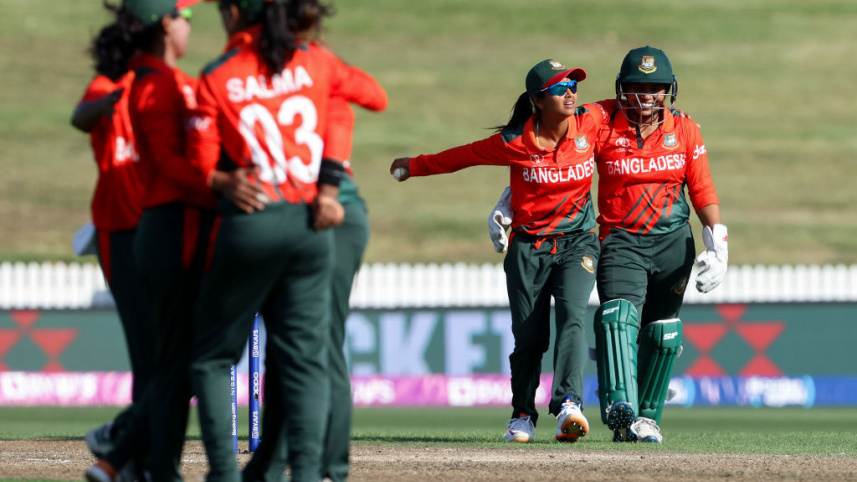 bangladesh_tigresses.jpg