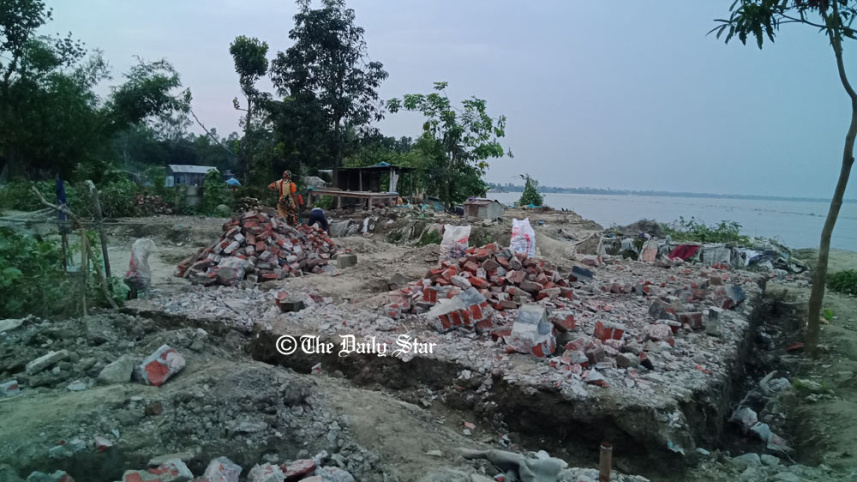 sirajganj_erosion_photo-9_lgo.jpg