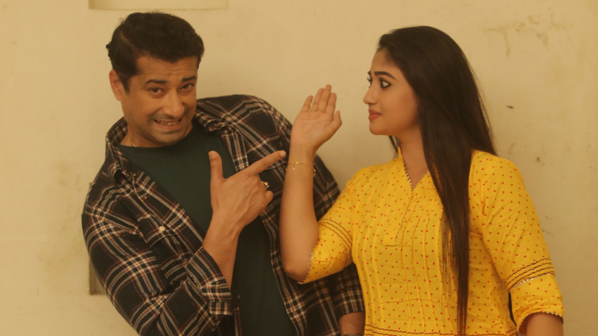 অবসরপ্রাপ্ত প্রেমিক নাটকের একটি দৃশ্য। ছবি: সংগৃহীত 