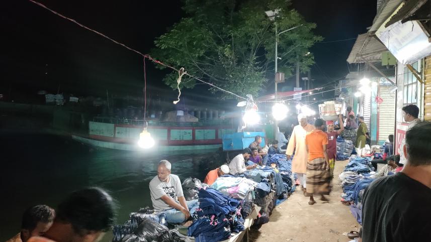 ভৈরব কাপড়ের হাট.jpg