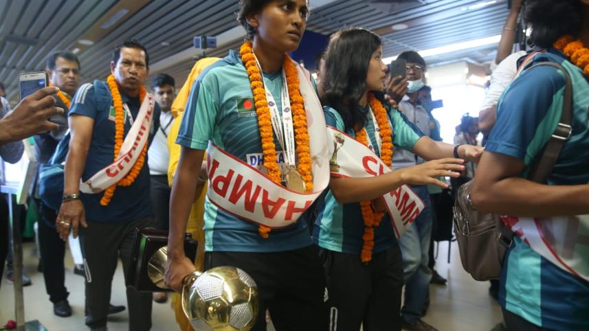 bangladesh women's football team