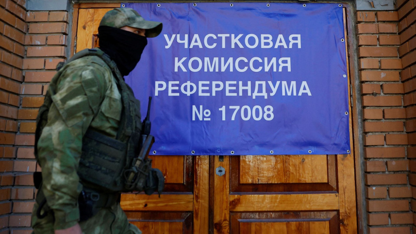 দনেৎস্কের একটি ভোটকেন্দ্র। ছবি: রয়টার্স