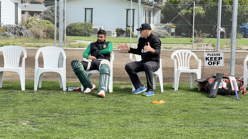 Liton Das & Jamie Siddons 